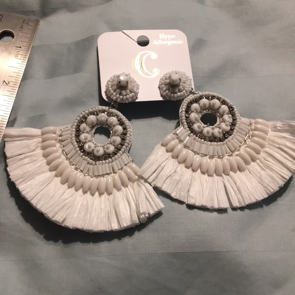 Charming Charlie Jewelry - Charming Charlie’s White Statement Earrings